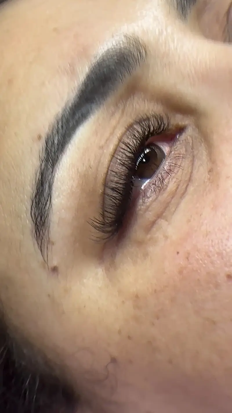 Pestañas y cejas