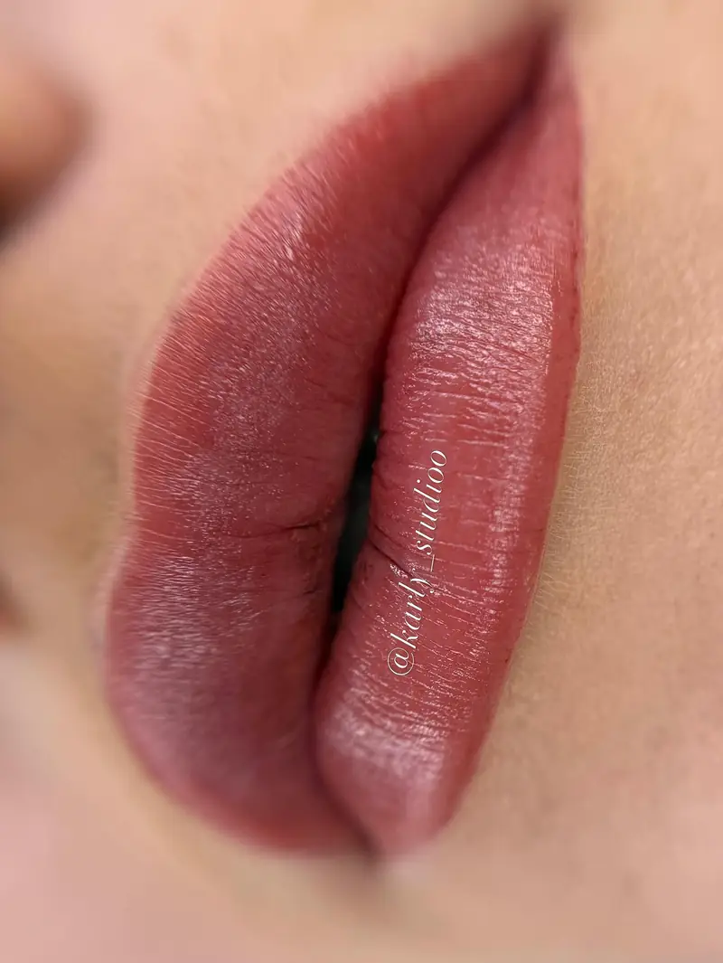 Pestañas y cejas